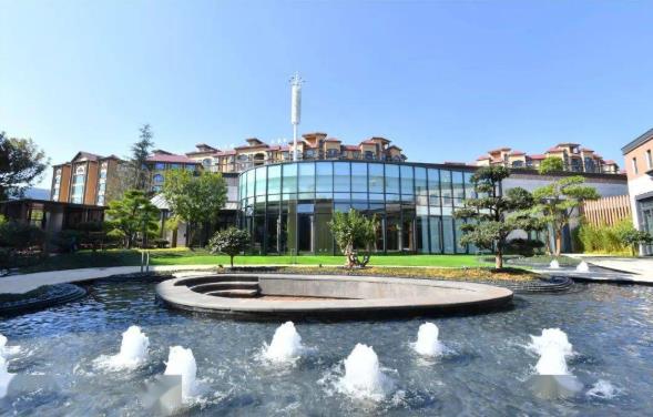 全國(guó)首創(chuàng)“園林院落式”書(shū)院落戶云南彌勒 以余秋雨命名